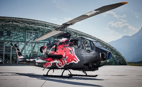 1/48 AH-1F コブラ ザ・フライングブルズ25周年記念ギフトセット