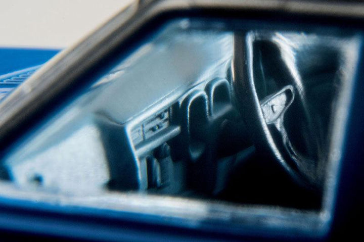 1/64 トミカリミテッドヴィンテージ LV-N 大都会04 日産グロリア 大都会 PART III 第40話 「ドクター宗方ノ証言」ヨリ