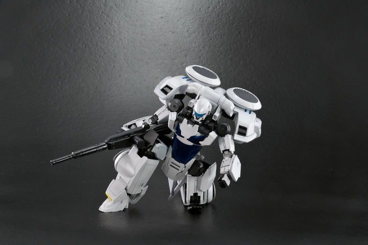 ナイトストライカー カラーレジンキャスト製組立キット インターグレイXsi パールホワイトver. 1/32スケール