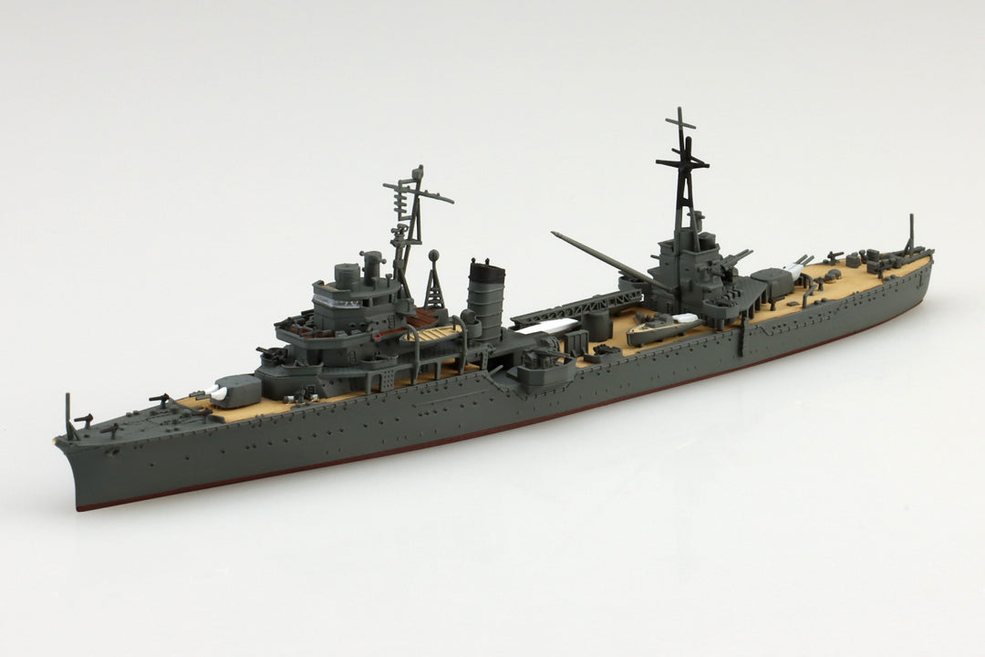 1/700 ウォーターライン 日本海軍 軽巡洋艦 鹿島