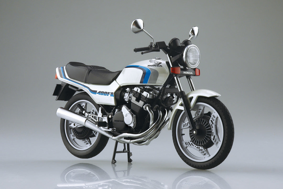 1/12 完成品バイク Honda CBX400F パールシェルホワイト (CBX550F Ver.)