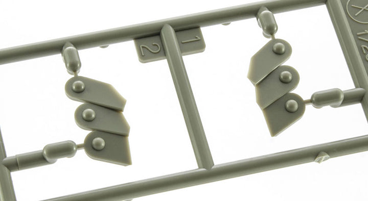 ロボットバトルV(ファイブ) 重装甲戦闘服 MK44G-6 ゴールドナイト 1/20スケール