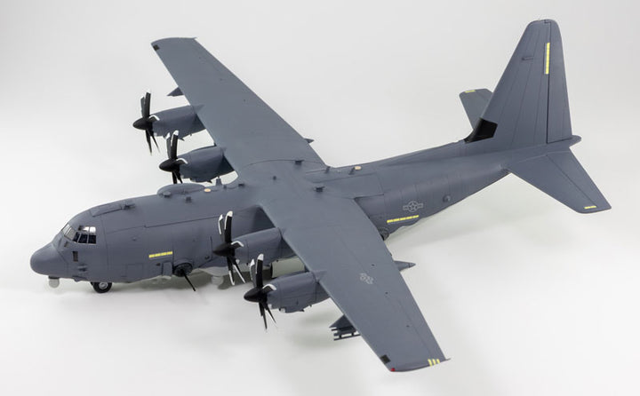 1/144 AC-130J ゴーストライダー ガンシップ