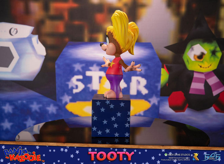 チューティ スタチュー