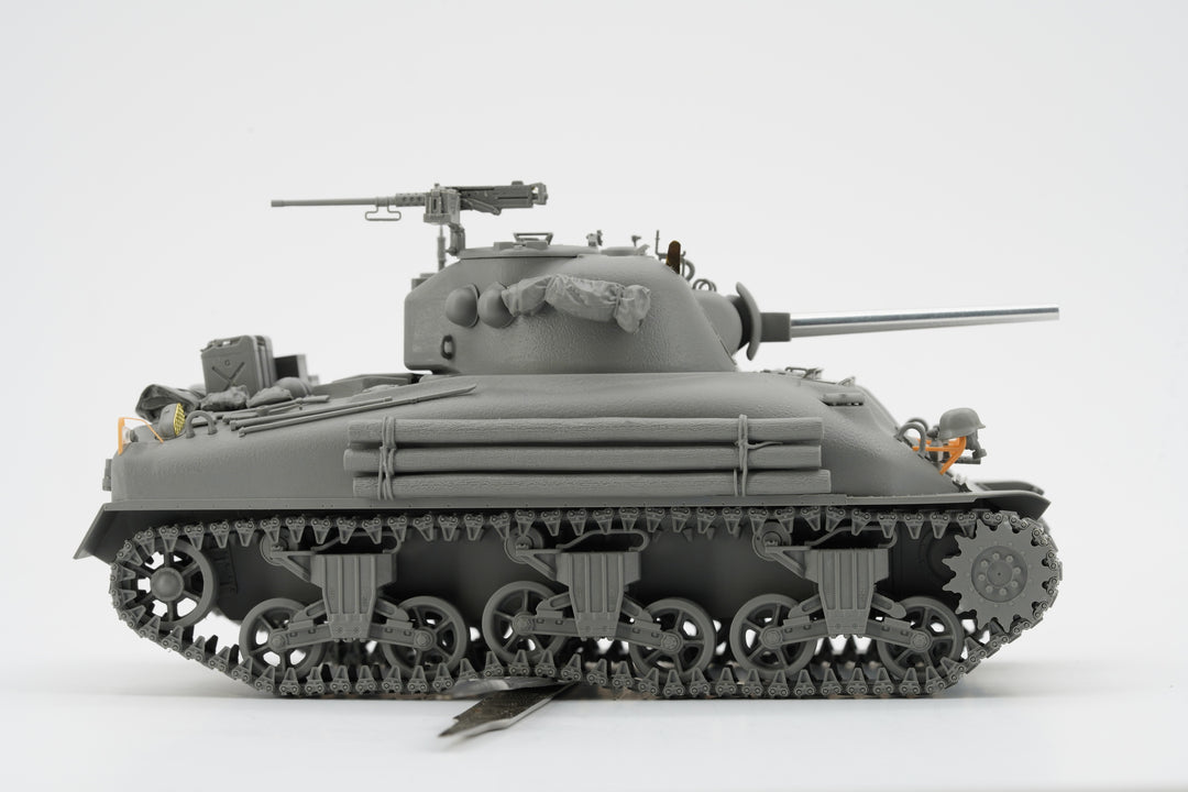 1/35 アメリカ中戦車 M4A1 シャーマン 中期型