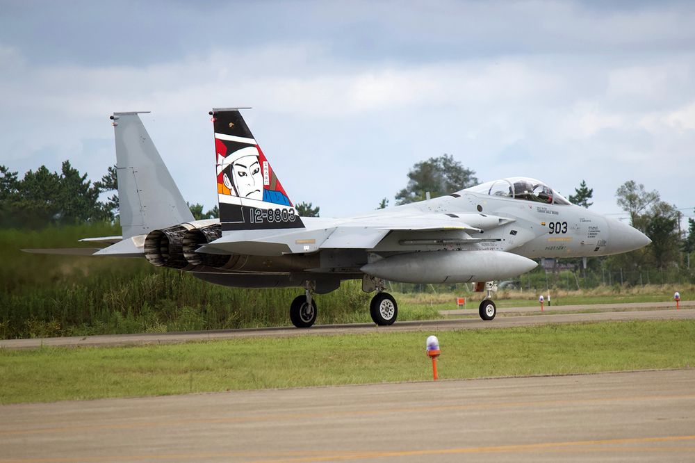 【再販】1/72 航空自衛隊 F-15Jイーグル 第306飛行隊 2018 小松基地航空祭 記念塗装機 "勧進帳"
