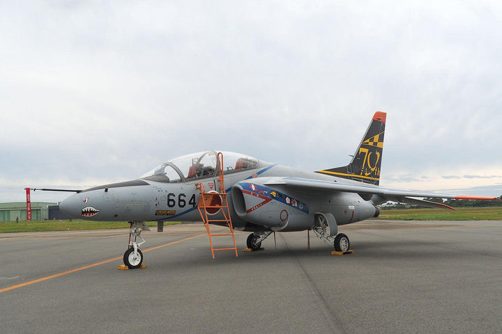 1/100 航空自衛隊 T-4 エアフェスタ浜松 空自70周年記念塗装機 2機セット