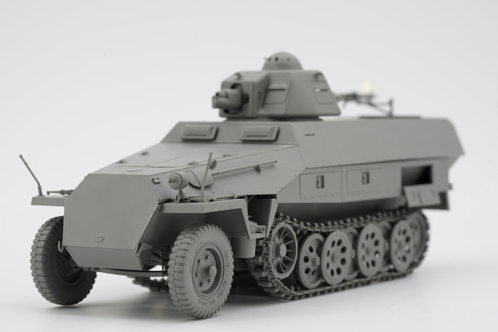1/35 ドイツ Sd.Kfz.251 Ausf.D w/R35砲塔