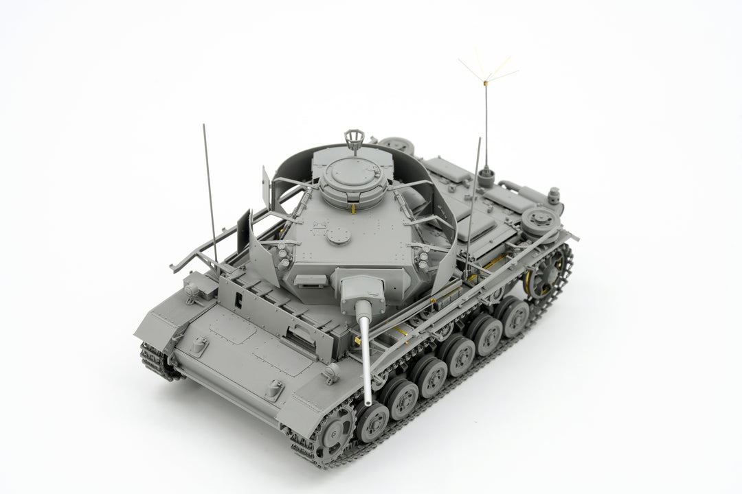 1/35 ドイツ III号指揮戦車K型