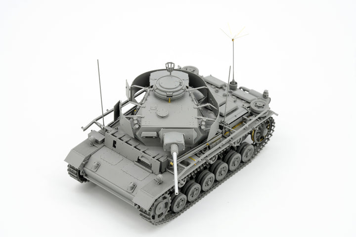 1/35 ドイツ III号指揮戦車K型