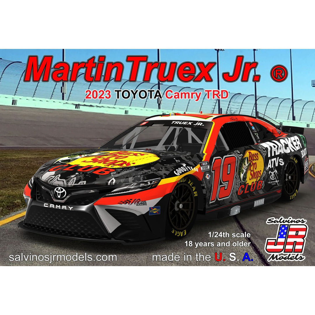 Salvinos JR Models(サルビノス J・R モデル) ”マーティン・トゥールークス Jr.” #19 バスプロショップス TOYOTA カムリ NASCAR 2023 1/24スケール 未塗装組立キット