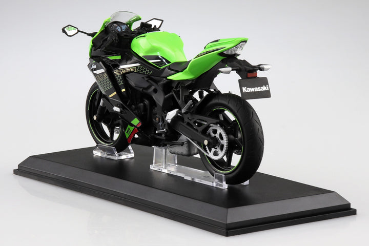 1/12 KAWASAKI Ninja ZX-25R ライムグリーン×エボニー