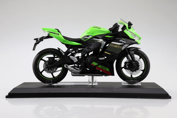 1/12 KAWASAKI Ninja ZX-25R ライムグリーン×エボニー