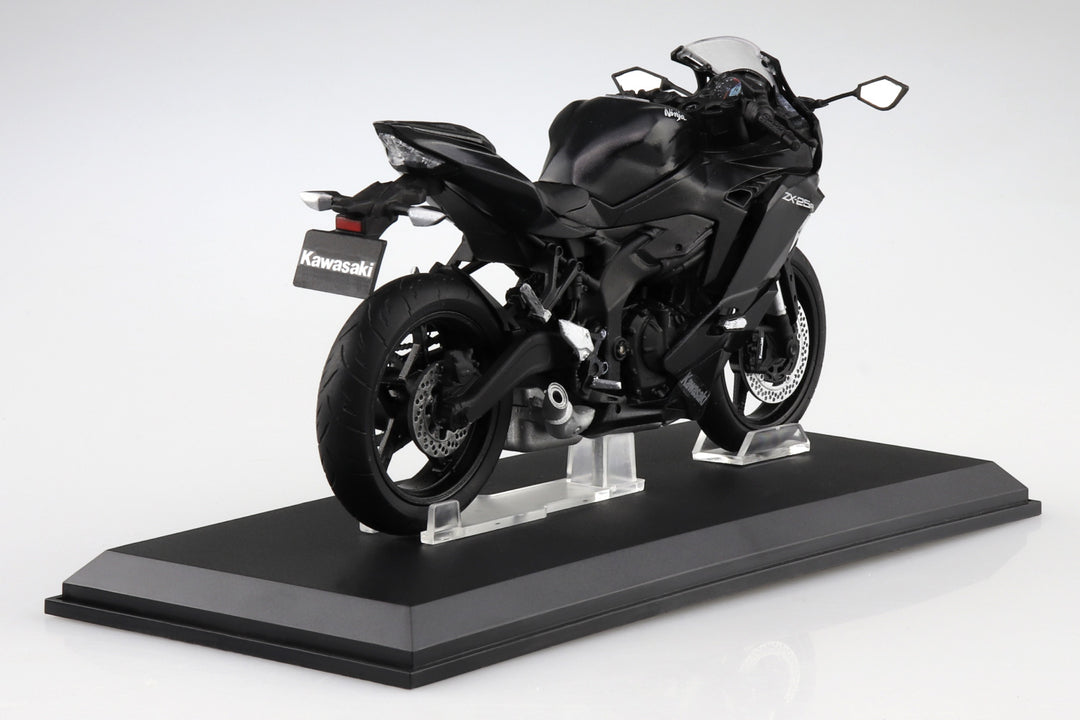 1/12 KAWASAKI Ninja ZX-25R メタリックスパークブラック