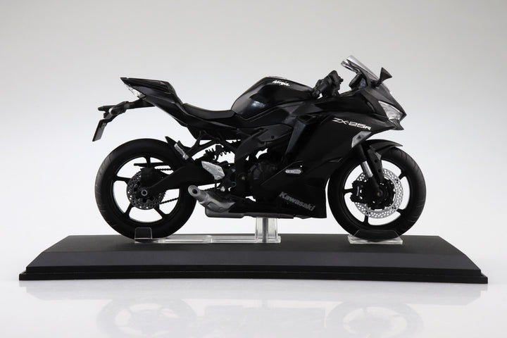 1/12 KAWASAKI Ninja ZX-25R メタリックスパークブラック