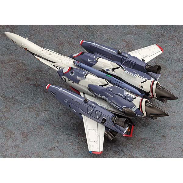 【再販】VF-25F/S スーパー メサイア “マクロスF" 1/72スケール