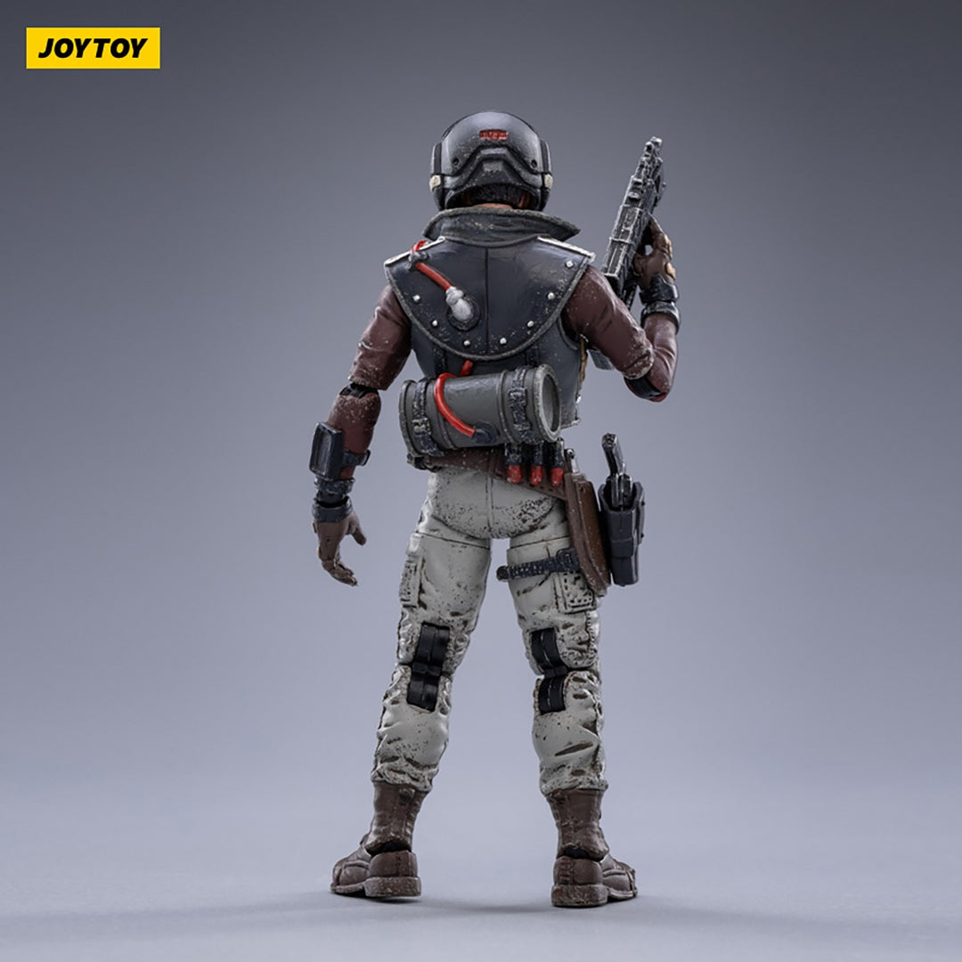 ボヤン・フェン 1/18スケール