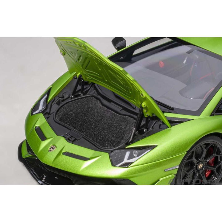 AUTOart(オートアート) ランボルギーニ アヴェンタドール SVJ （マット・グリーン）※再生産価格変更 1/18スケール 塗装済みミニカー