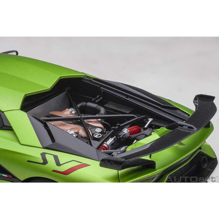 AUTOart(オートアート) ランボルギーニ アヴェンタドール SVJ （マット・グリーン）※再生産価格変更 1/18スケール 塗装済みミニカー