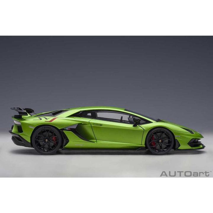 1/18 ランボルギーニ アヴェンタドール SVJ (マット・グリーン)