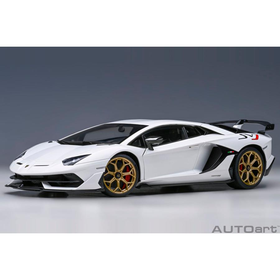 1/18 ランボルギーニ アヴェンタドール SVJ (パール・ホワイト