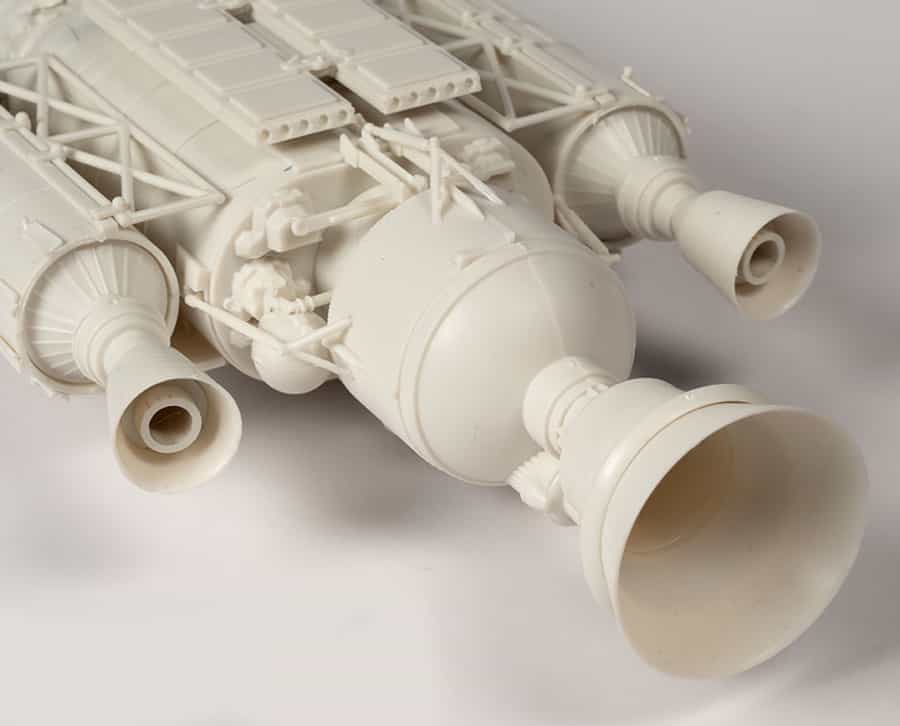 スペース1999 ホークIX 1/48スケール 未塗装組立キット