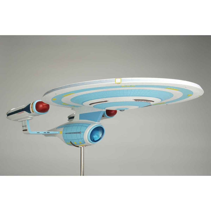 スタートレック U.S.S. エンタープライズ NCC-1701-C 1/1400スケール 未塗装組立キット