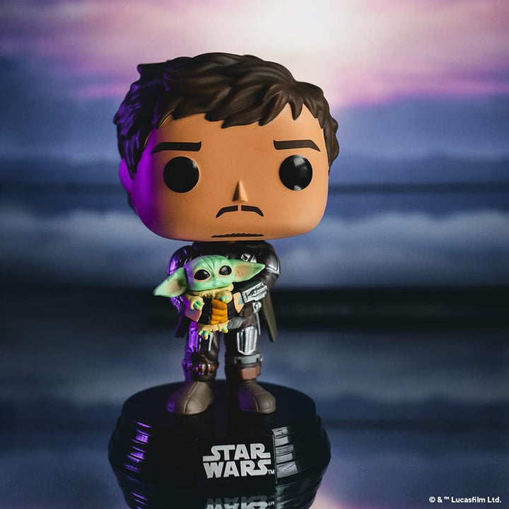Pop! Star Wars マンダロリアン マンドー(ザ・チャイルドを抱える)