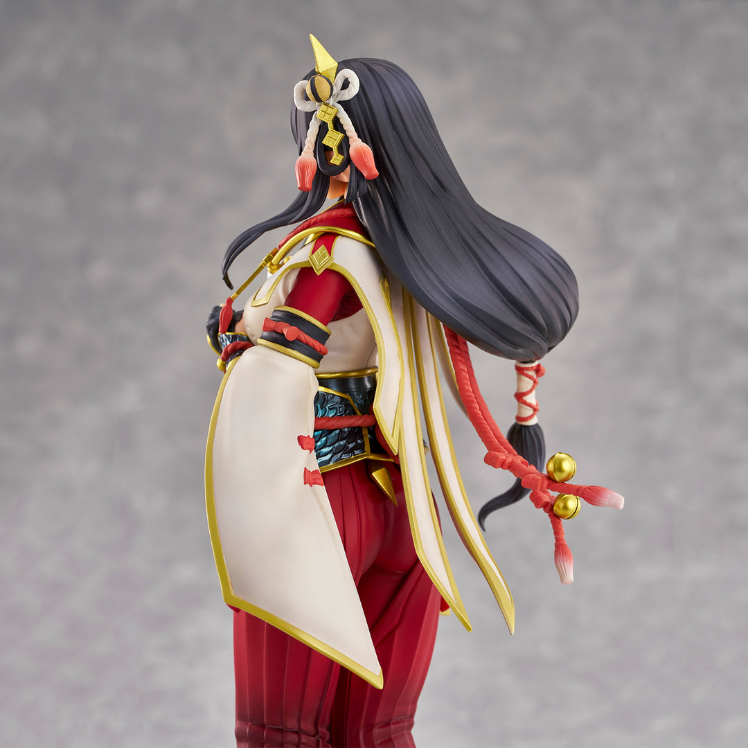 里の受付嬢ヒノエ
