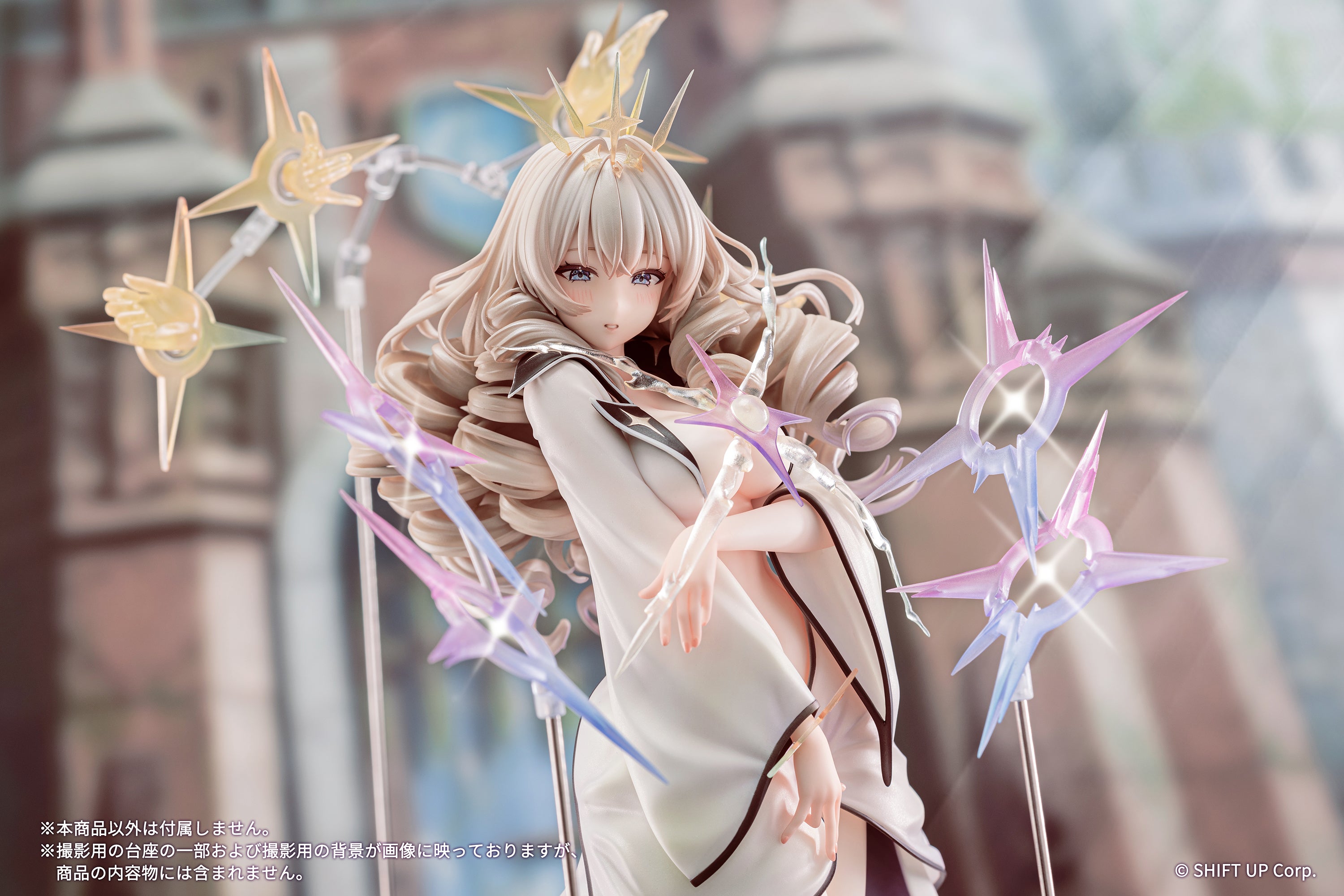 勝利の女神nikke nivel arena クラウン　ネイキッドキング　UR 勝利の女神：NIKKE』より、「クラウン」が「ネイキッドキング