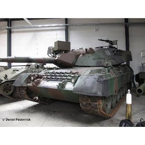 Revell(ドイツレベル) レオパルド 1 A1A1-A1A4 ギフトセット ノンスケール 未塗装組立キット