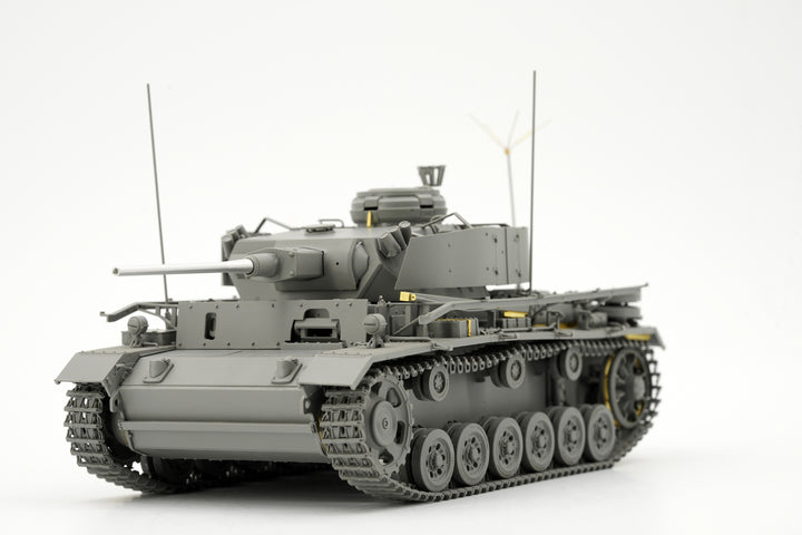 1/35 ドイツ III号指揮戦車K型