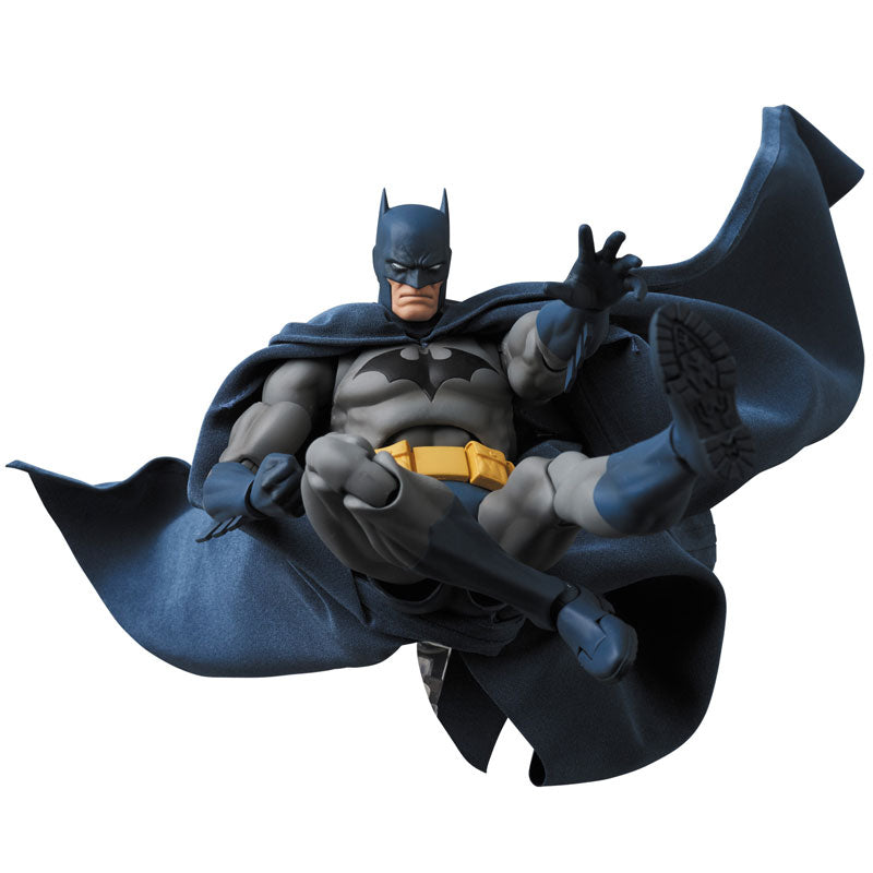MAFEX BATMAN “HUSH”