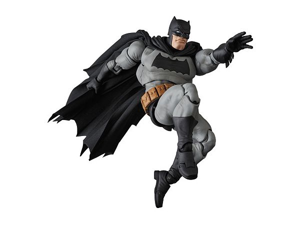 【再販】MAFEX BATMAN (The Dark Knight Returns)