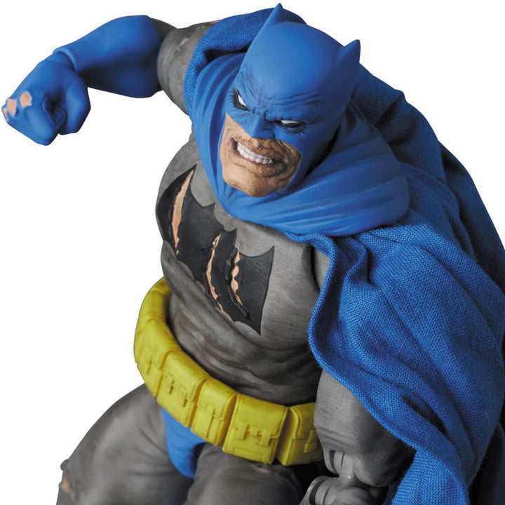 MAFEX BATMAN (TDKR：The Dark Knight Triumphant)