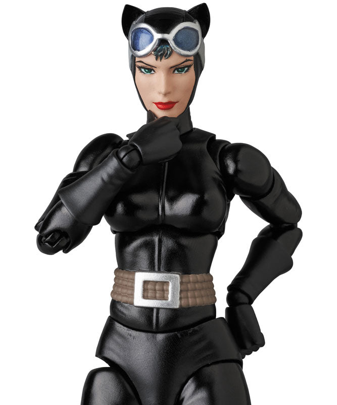 MAFEX CATWOMAN ”HUSH”