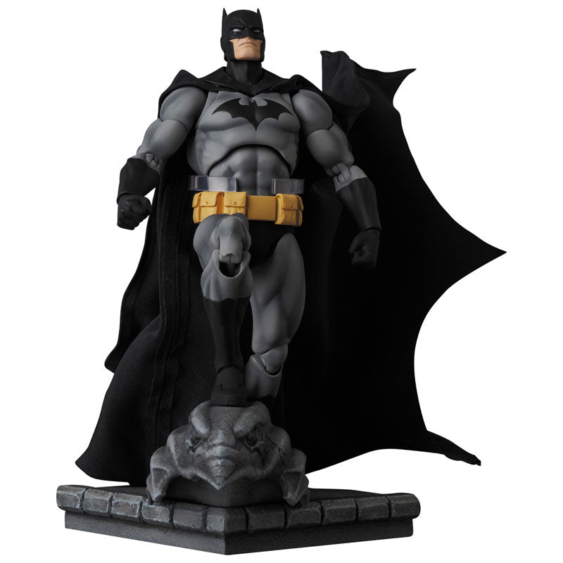 MAFEX BATMAN “HUSH” BLACK Ver.