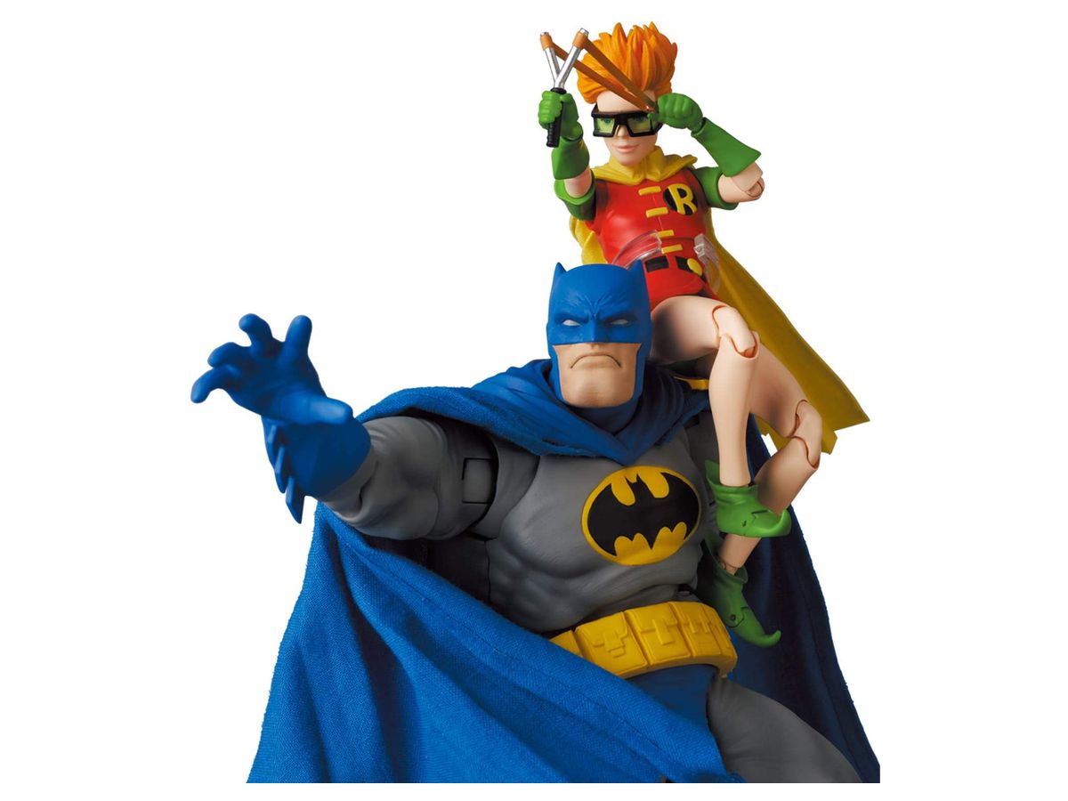 再販】MAFEX BATMAN BLUE Ver. ＆ ROBIN(The Dark Knight Returns