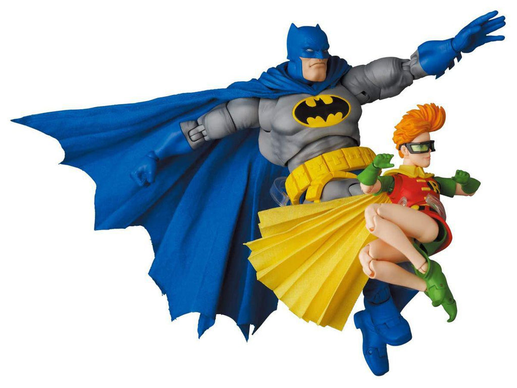 再販】MAFEX BATMAN BLUE Ver. ＆ ROBIN(The Dark Knight Returns