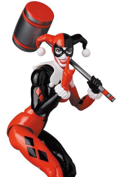 MAFEX  HARLEY QUINN（BATMAN: HUSH Ver.）
