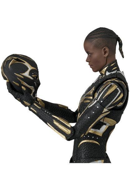 MAFEX BLACK PANTHER (WAKANDA FOREVER)