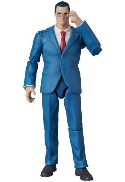 MAFEX CLARK KENT(BATMAN： HUSH Ver.)