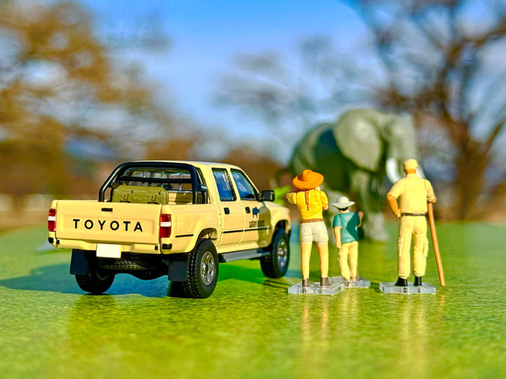 1/64 海洋堂×トミカリミテッド ヴィンテージ ジオコレ64 #カースナップ29a サファリ2 (トヨタ ハイラックス4WDピックアップ ダブルキャブ付属)