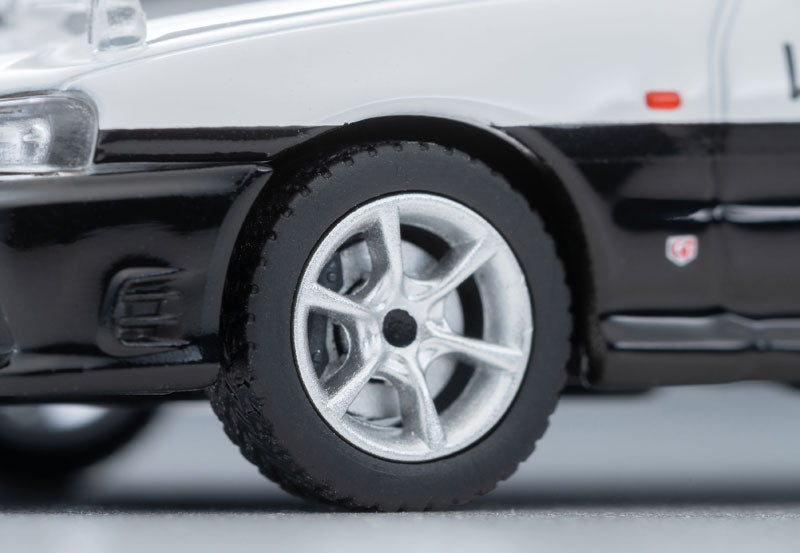 1/64 トミカリミテッドヴィンテージ NEO LV-N366a 日産 スカイライン 2ドア スポーツクーペ 25GT TURBO パトロールカー(山梨県警察)