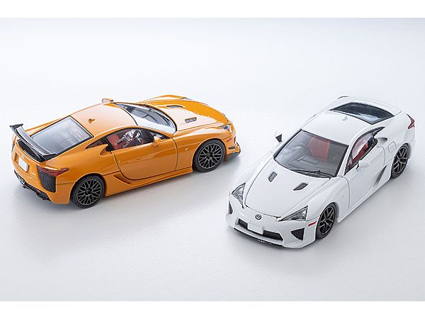 1/64 トミカリミテッドヴィンテージ NEO LV-N360a レクサス LFA (白)