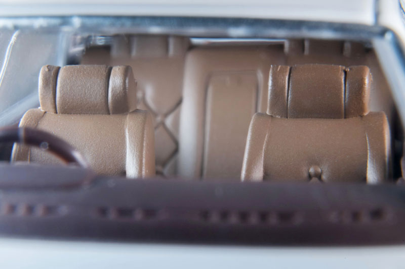 1/64 トミカリミテッドヴィンテージ NEO LV-N364a 日産 セドリック HT V20ターボ ブロアム(白) 85年式