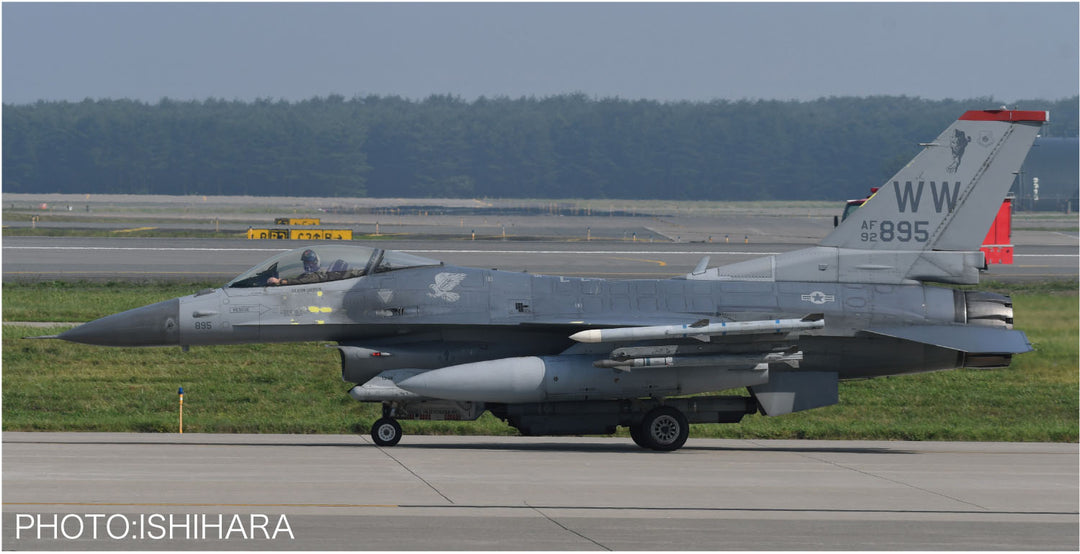 1/144 アメリカ空軍戦闘機 F-16Cファイティングファルコン 三沢基地 第35戦闘航空団 (2機セット)【再生産】