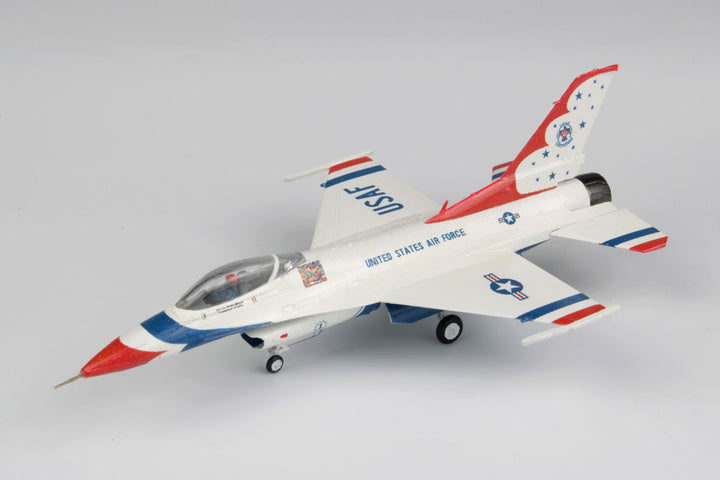 1/144 アメリカ空軍 F-16C ファイティングファルコン サンダーバーズ【再生産】