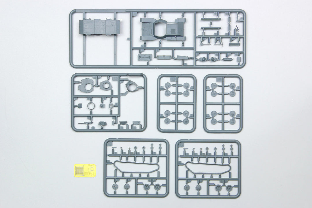 1/72 ガールズ&パンツァー 最終章 九五式軽戦車 知波単学園 アクリルスタンド付属