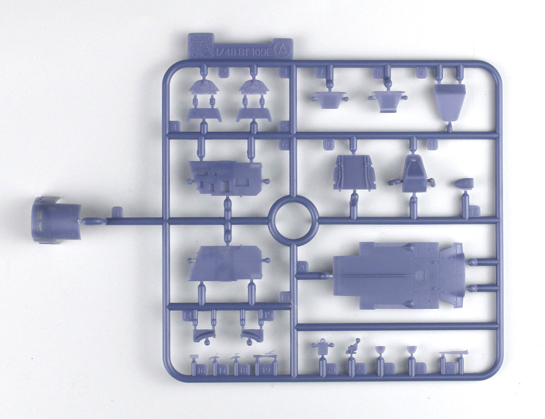 1/48 WW.II ドイツ軍 メッサーシュミットBf109 E-4 3Dプリントエンジン/フレーム塗装済みキャノピー/迷彩塗装デカール付属